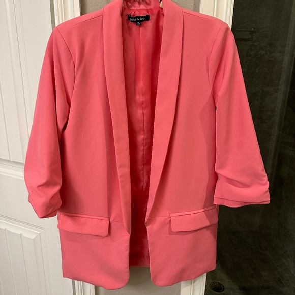 Strut and Bolt Jackets & Coats Strut And Bolt Pink Boyfriend Blazer